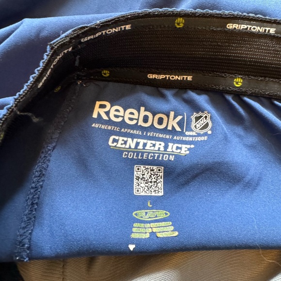 Toronto Maple Leafs shorts Reebok Center Ice Collection Large - Picture 3 of 3